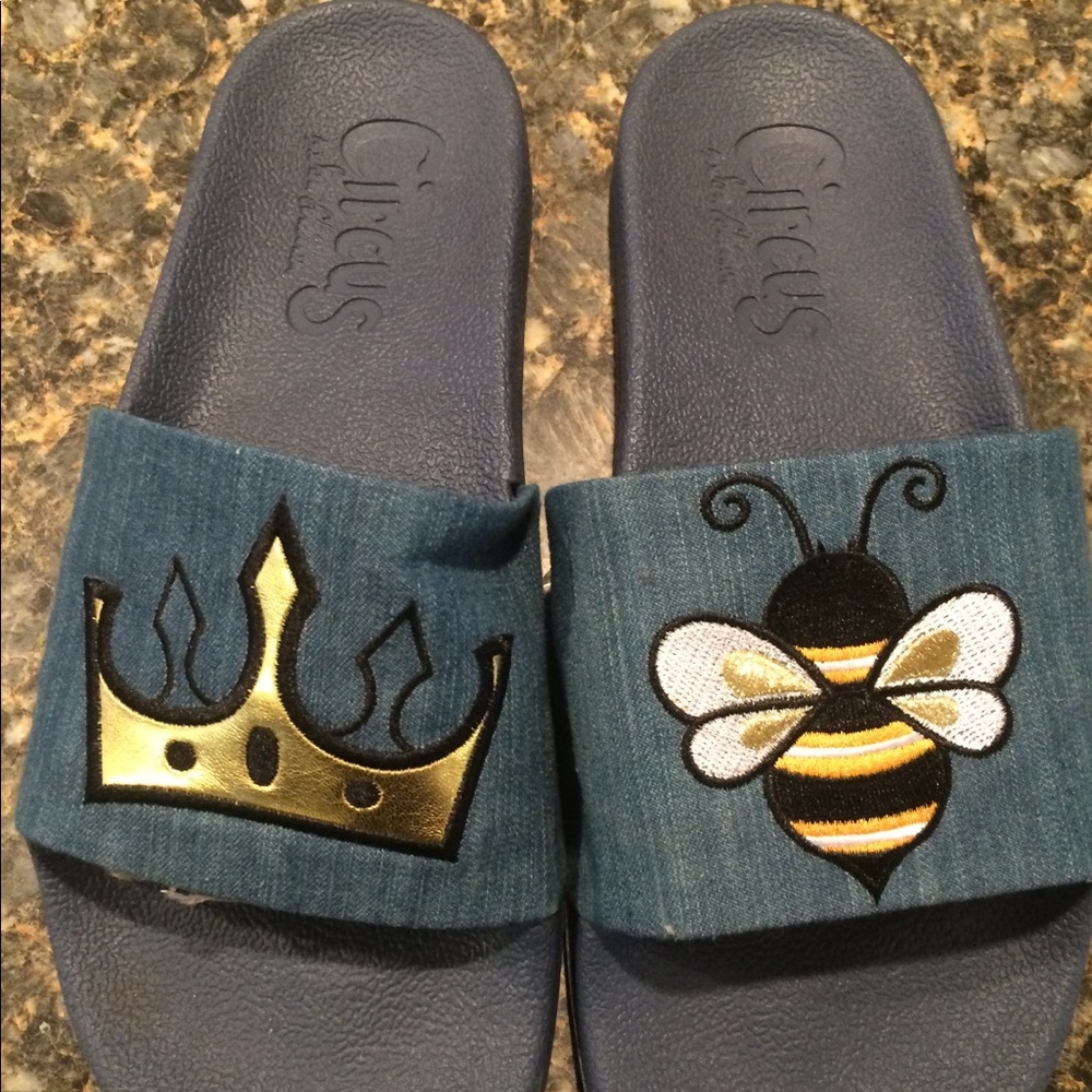 Sam Edelman denim blue queen bee slides